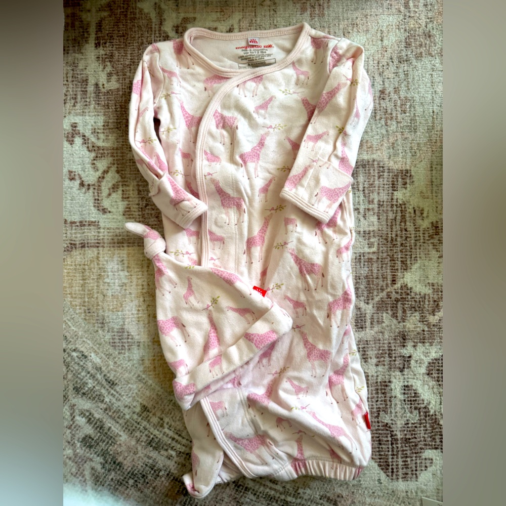 Magnetic me gown